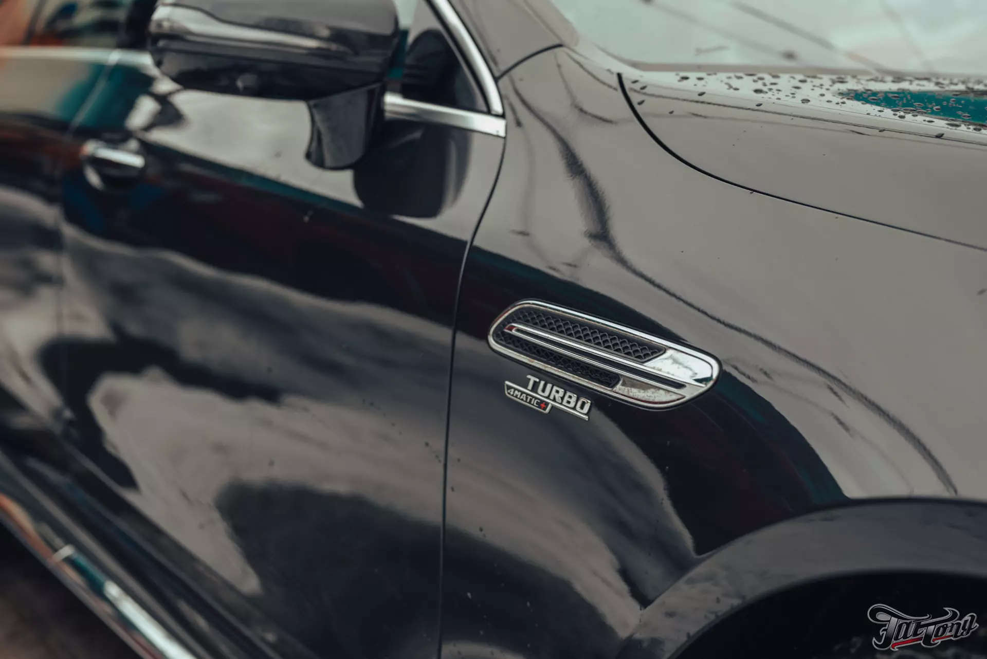 Mercedes-AMG GT 4 Door. Окрас бампера